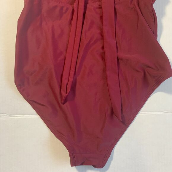 Kona Sol Burgundy Women's Macrame Medium Coverage One Piece Swimsuit Size S - Picture 9 of 9